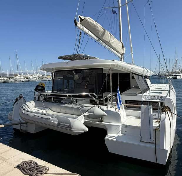 Lagoon 43