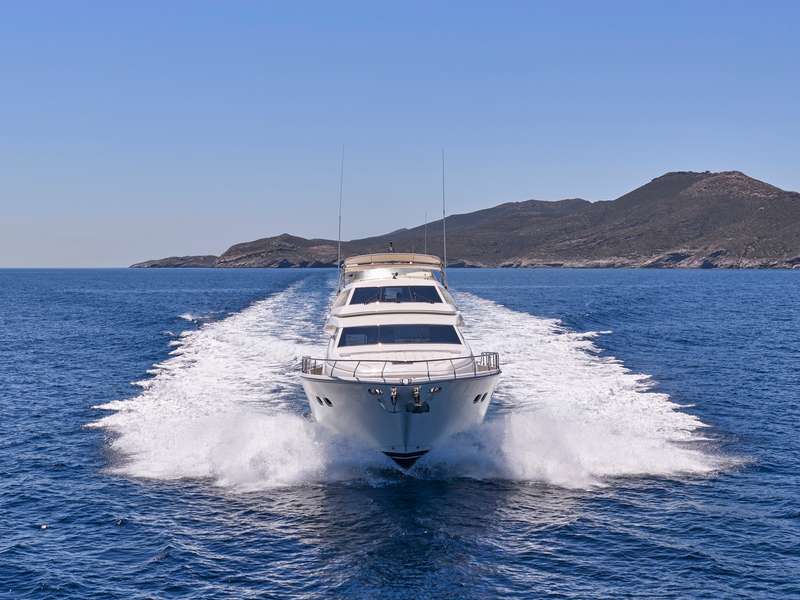 Ferretti 80 (2001) Charter