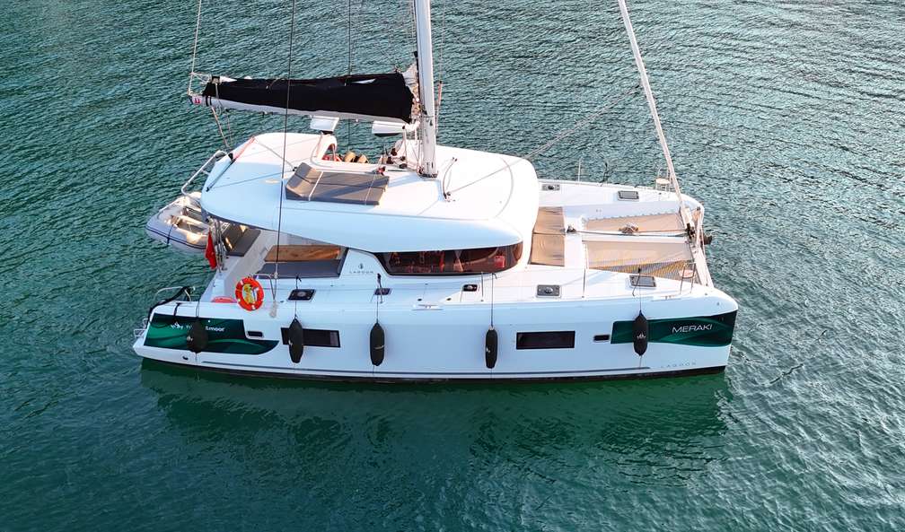 Lagoon 42