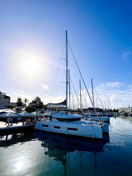 Wynajmij Lagoon 55 (2025)