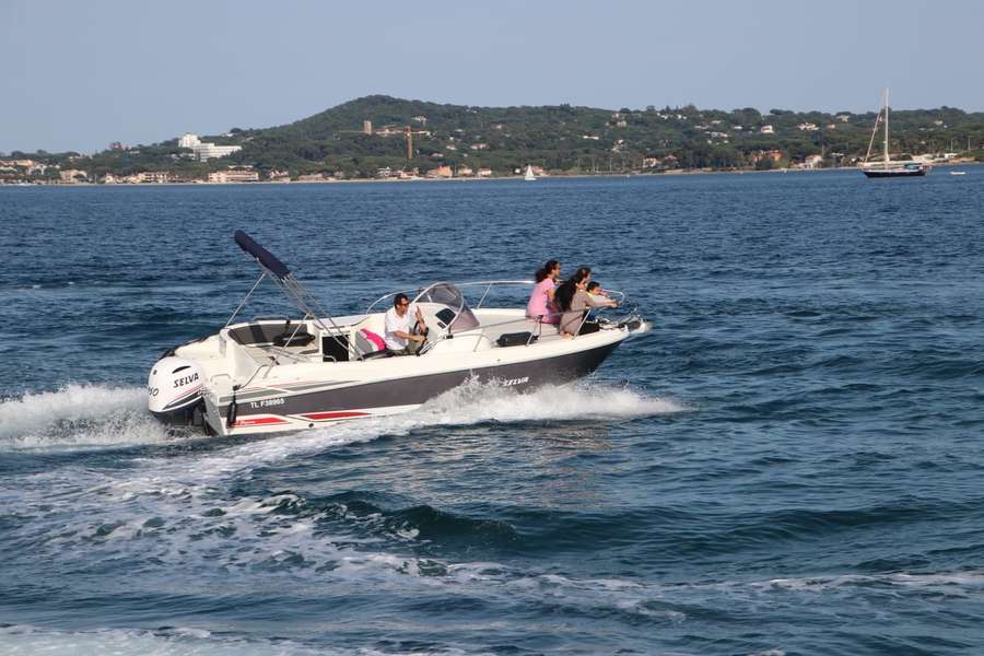 Selva 670 Elegance Cabin