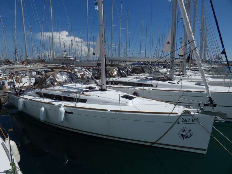Sun Odyssey 389