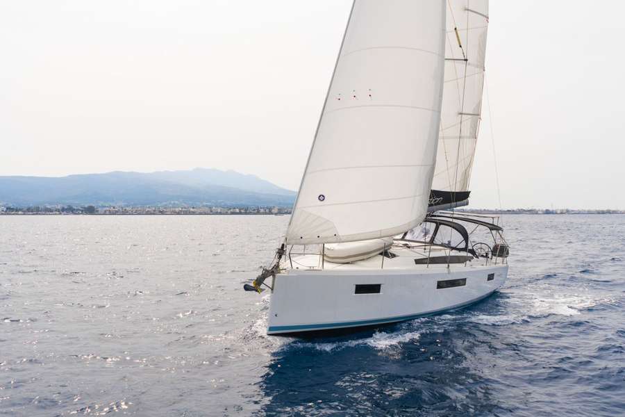 Sun Odyssey 410