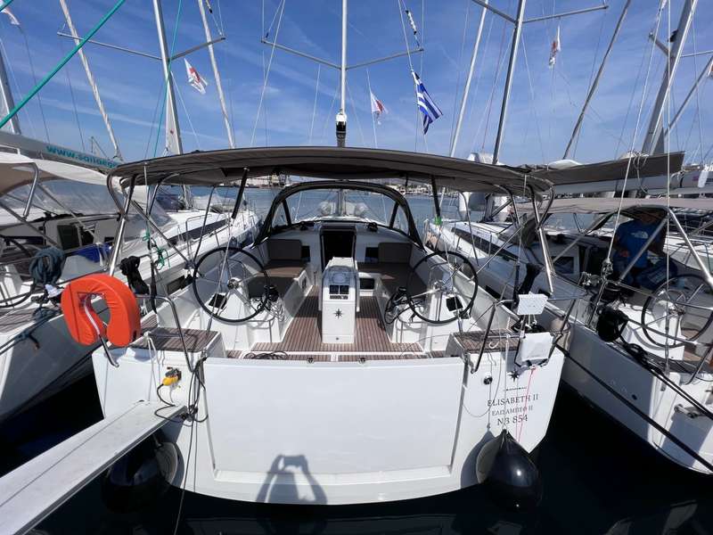 Sun Odyssey 440