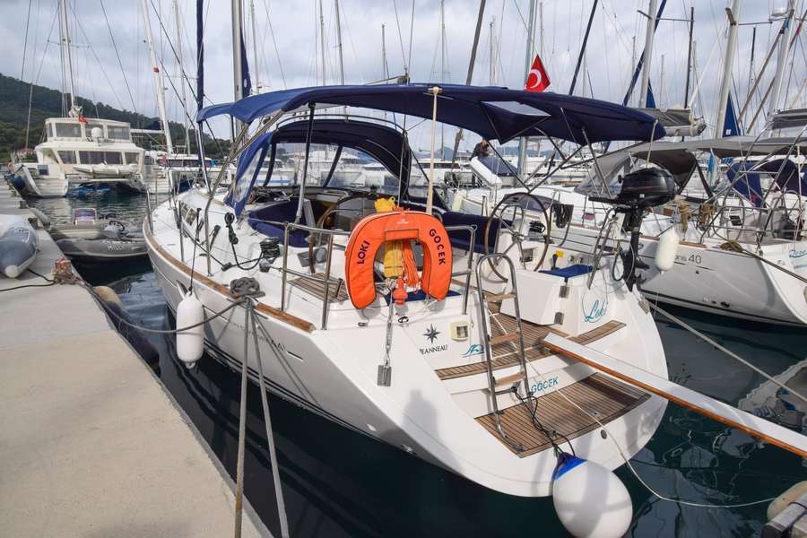 Sun Odyssey 44i