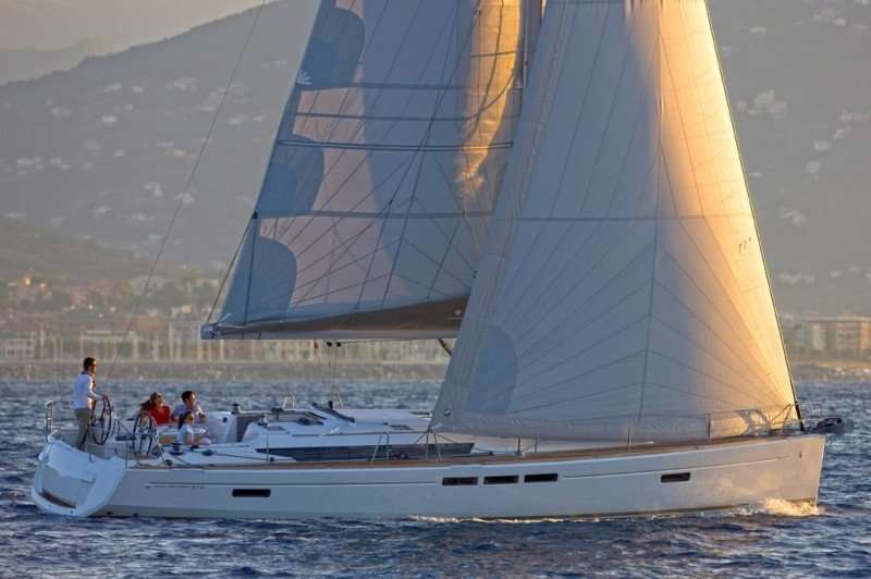 Sun Odyssey 519