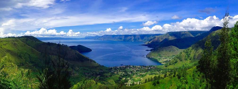 Photo Erkunden Sie Indonesien auf einem traditionellen Segelboot