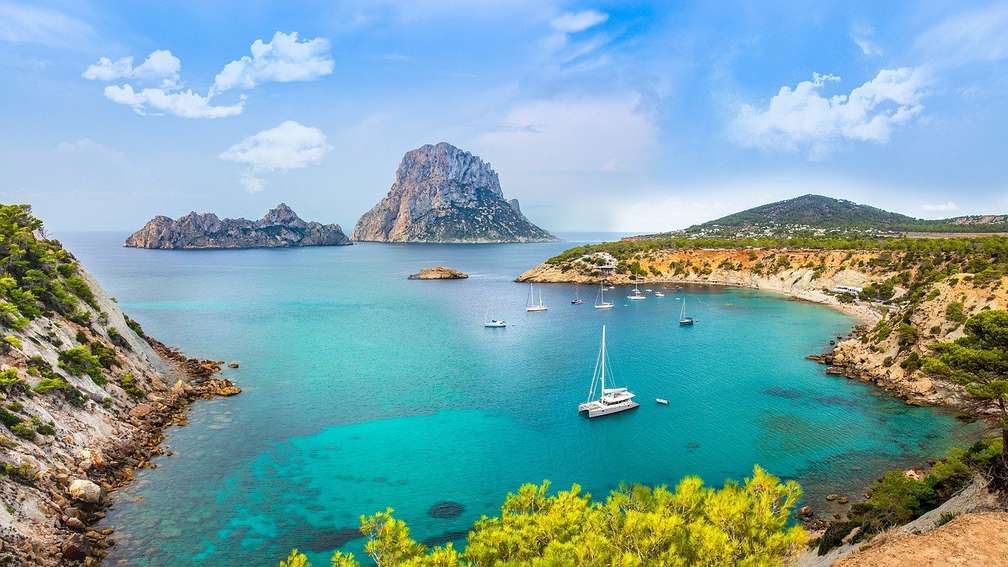 Photo Descubre Ibiza en un crucero en catamarán