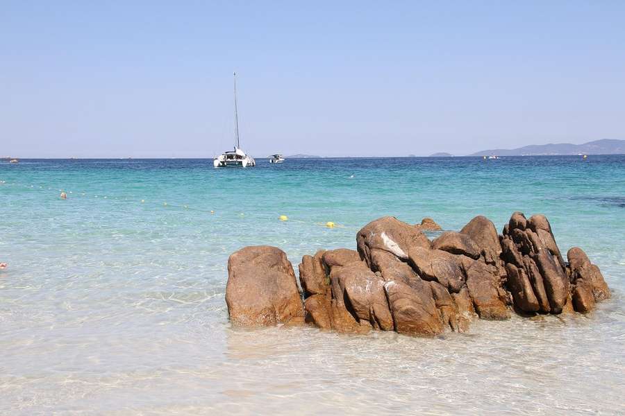 Cruise between Corsica and Sardinia onboard a catamaran