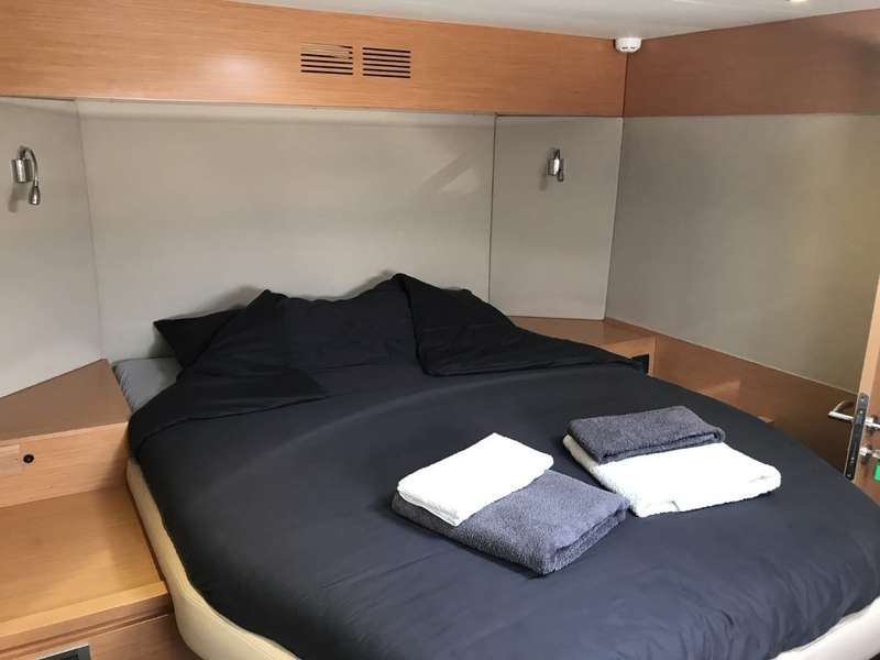 Photo Croisière en catamaran sur le lac Léman