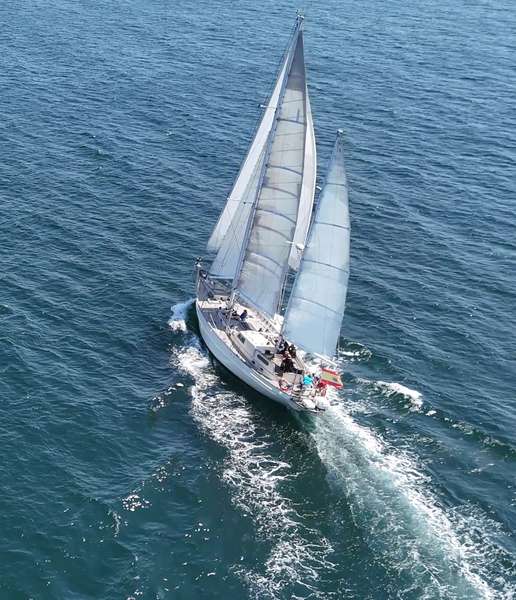 Photo Cruceros de altura y transatlánticos a bordo de La Peregrina