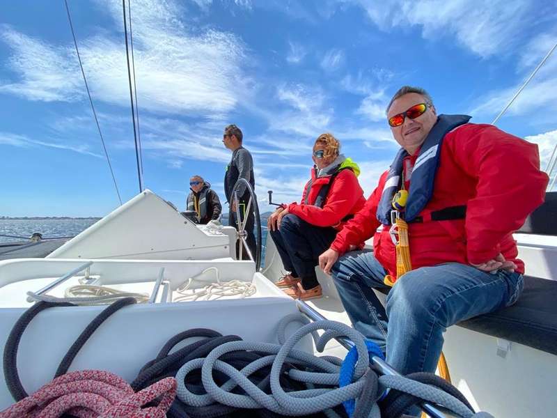 Photo Segelkurs auf einem Katamaran