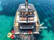 Moon Yacht 60