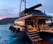 Moon Yacht 65