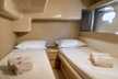 Ferretti 460