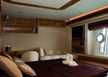 Ferretti 830
