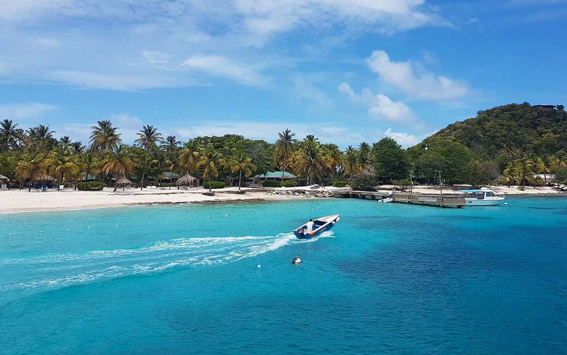 Navigare alle Grenadine, Caraibi