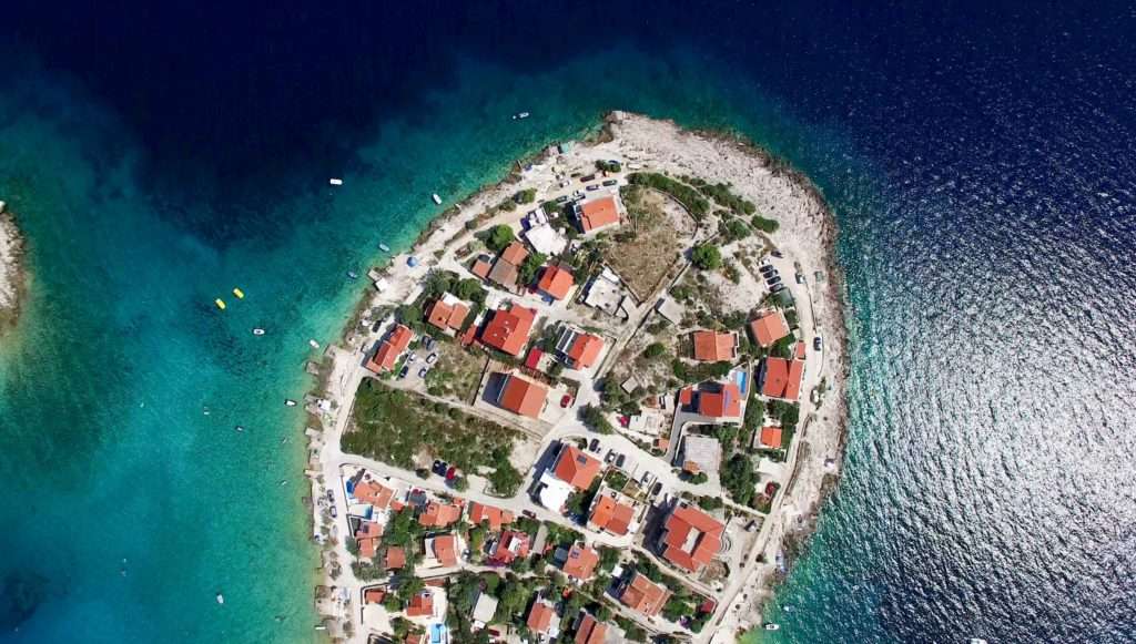 Esclusiva GlobeSailor : Imbarco alla cabina in Croazia per una crociera dedicata agli innamorati