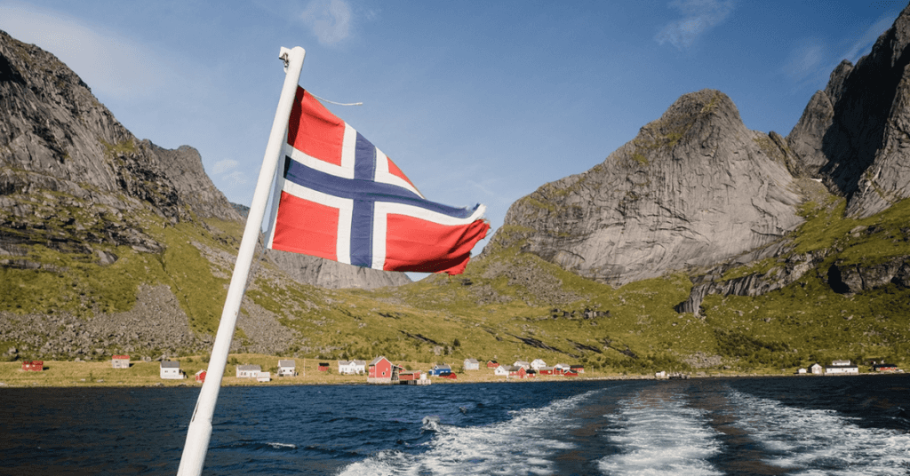 Sailing in Norway: An Arctic Adventure in the Heart of the Lofoten Islands