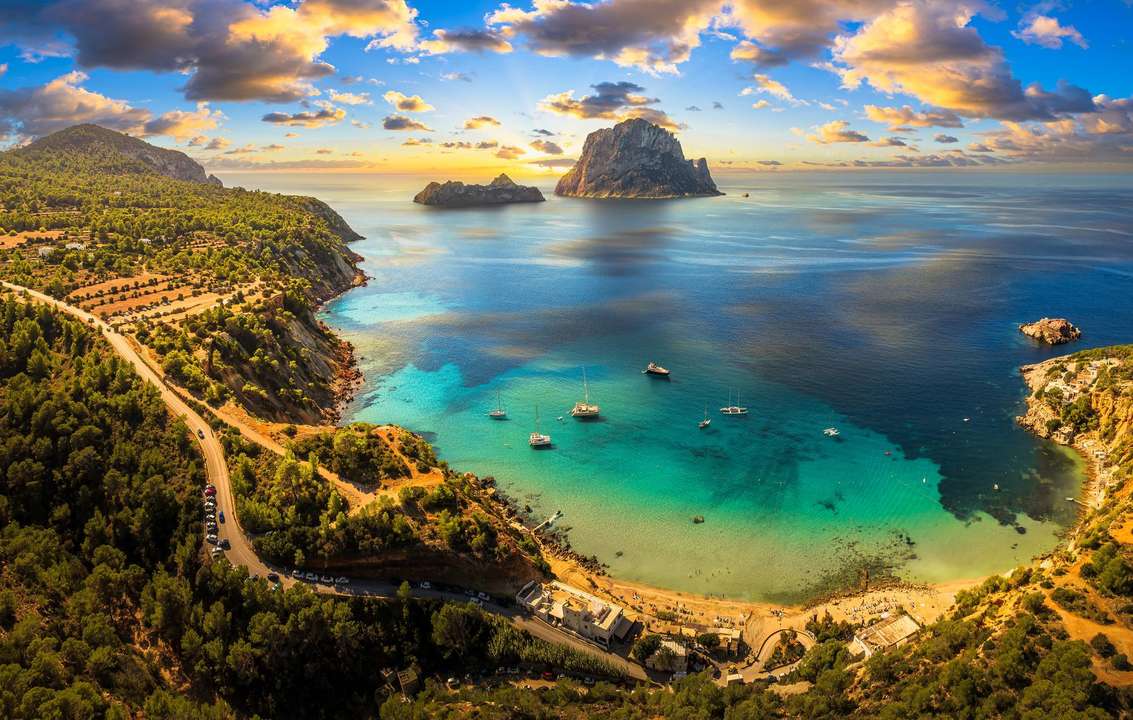 Buchten, Häfen, Tipps: Ein Segelboot mieten auf Ibiza