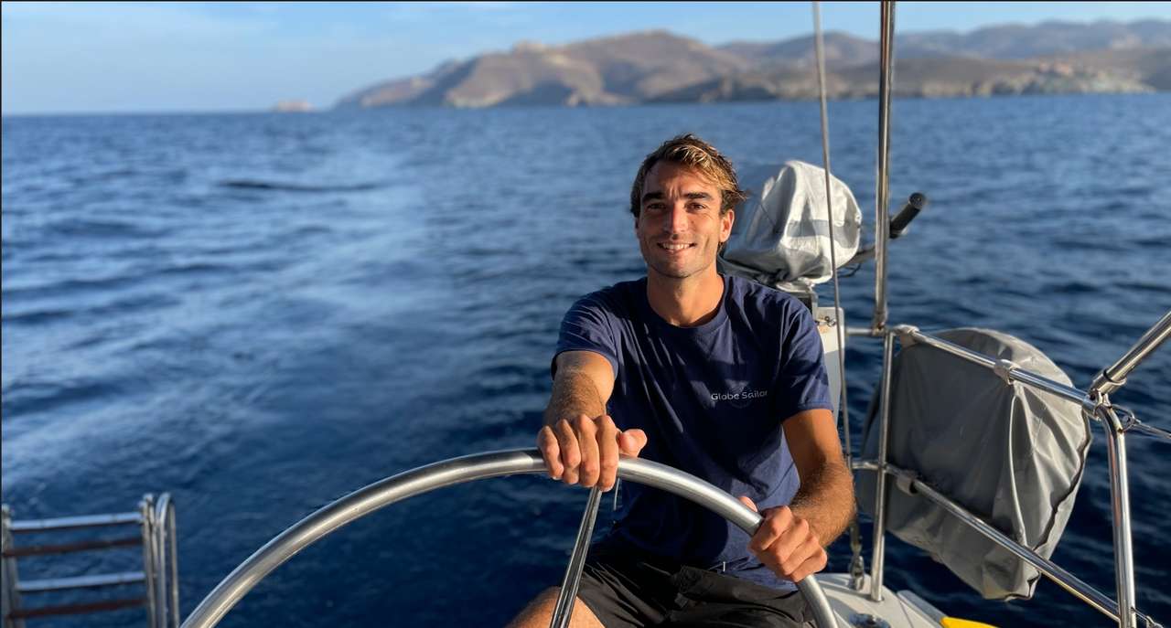 Location de bateau avec skipper : naviguez l’esprit tranquille