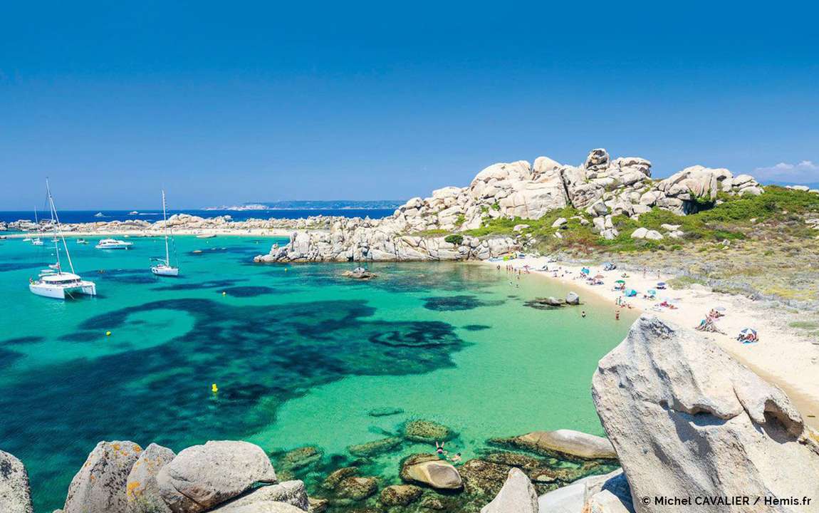Votre location de bateau au départ de Figari