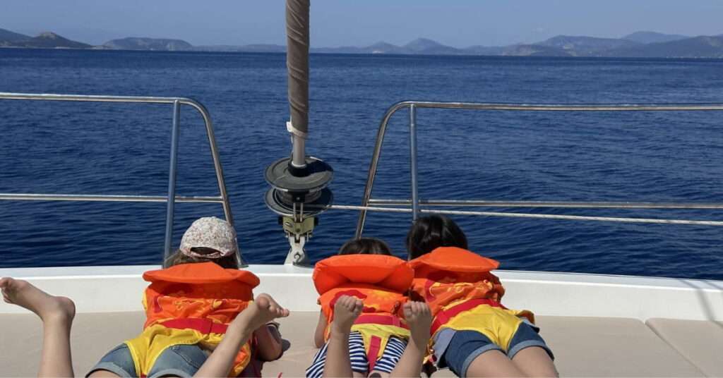 Crociera in famiglia in Grecia: una settimana nel Golfo Saronico con i bambini.