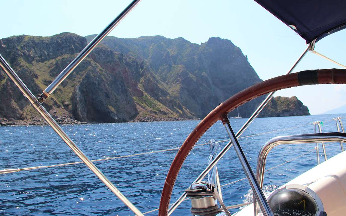 NEUHEIT 2021: Charter mit Skipper - Wir vereinfachen Ihren Urlaub