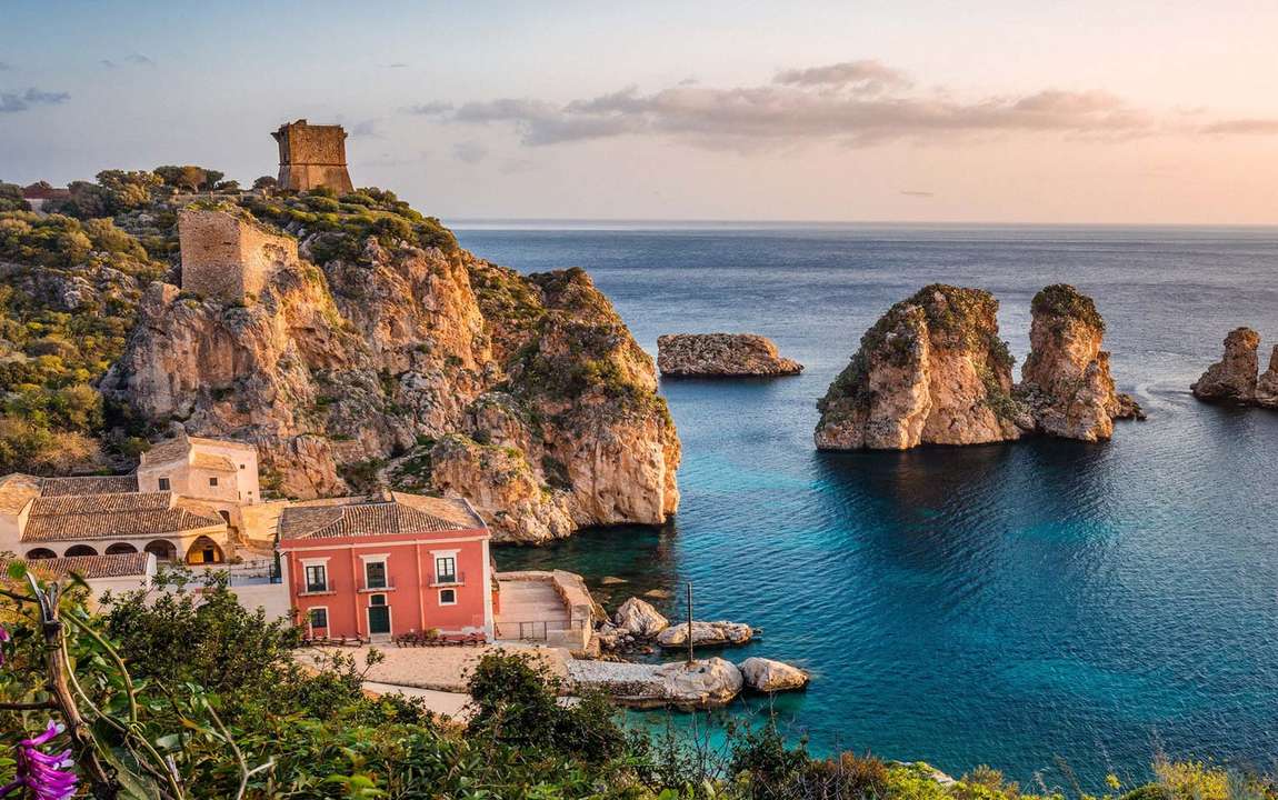 Noleggiare una barca in Sicilia. Guida della Sicilia - Parte 1