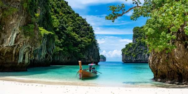 Mete Tropicali: Noleggia una barca in Tailandia!