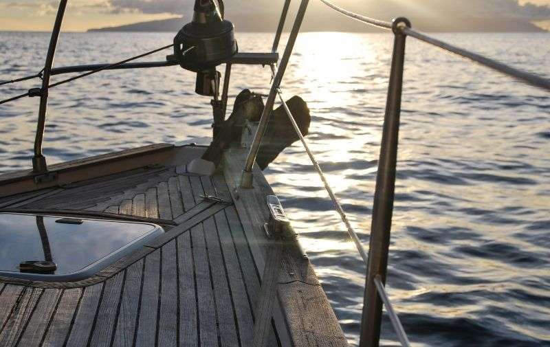 Kurs auf Korsika mit dem Kabinencharter! Lea hat’s für Sie getestet!