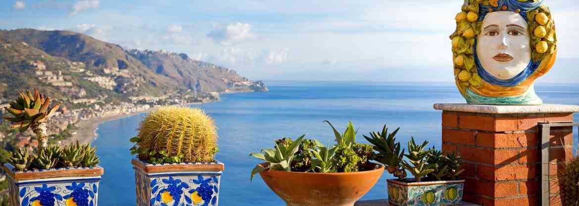 Sicilia: viaggio tra colori, sapori e profumi mediterranei