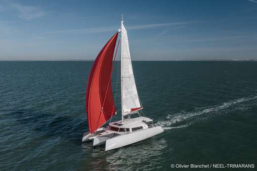 Segeln Sie an Bord eines Trimarans zwischen La Rochelle & der Bretagne