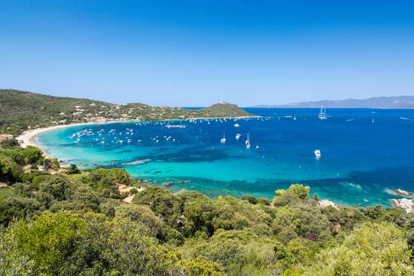La encantadora bahía de Campomoro