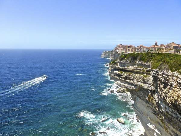 Bonifacio e le sue bianche falesie