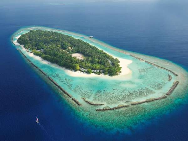 Royal Island (Baa Atoll)