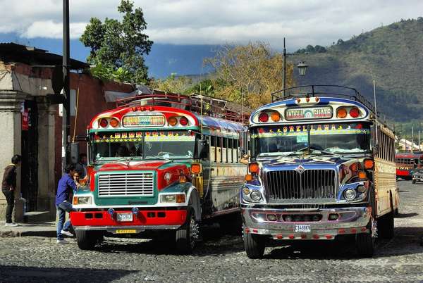 Busse in Antigua