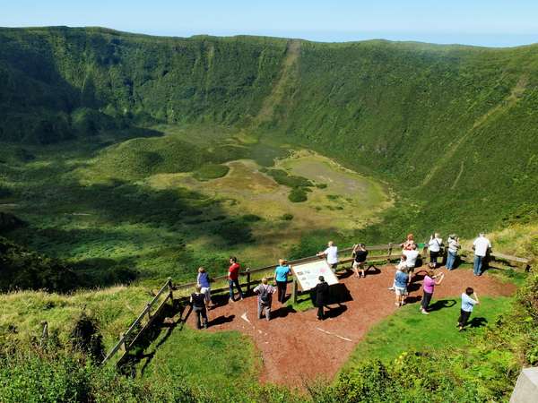 Dans le cratère de l'île de Faial