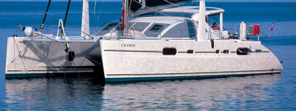 Catana 471