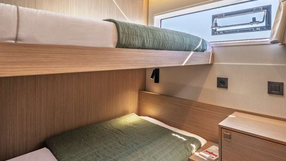 Lagoon 47