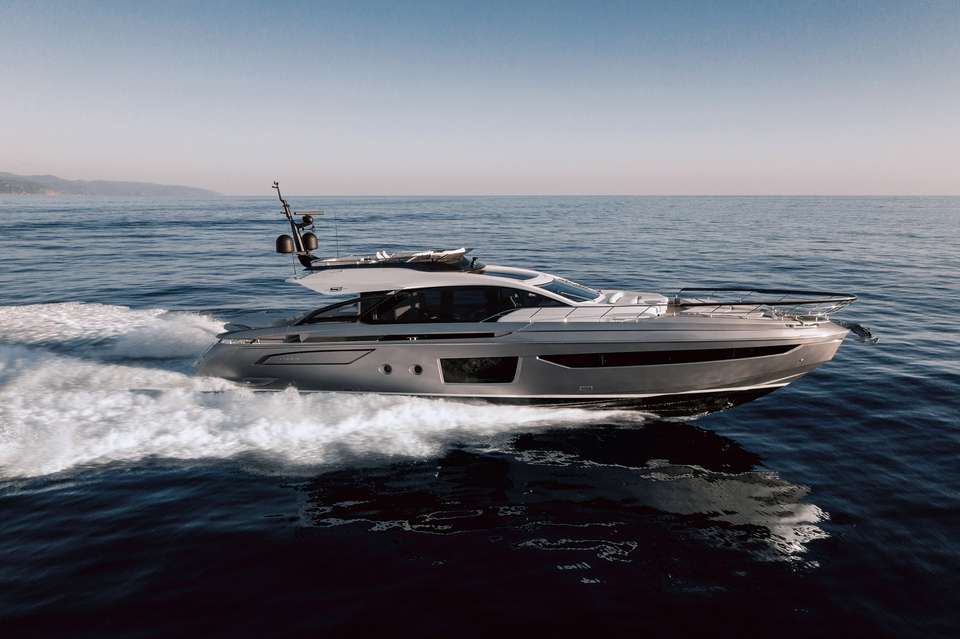 Azimut S8