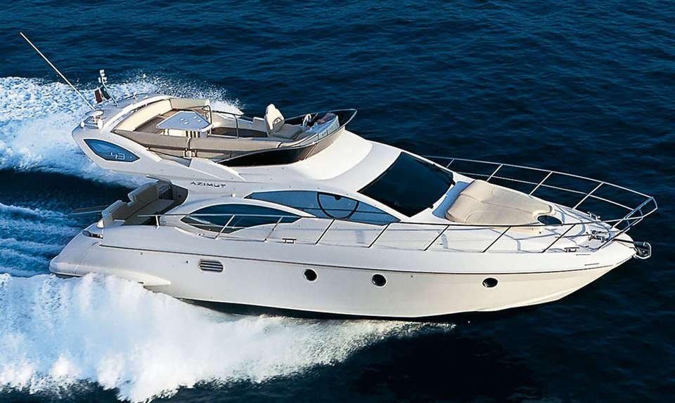 Azimut 43 Fly