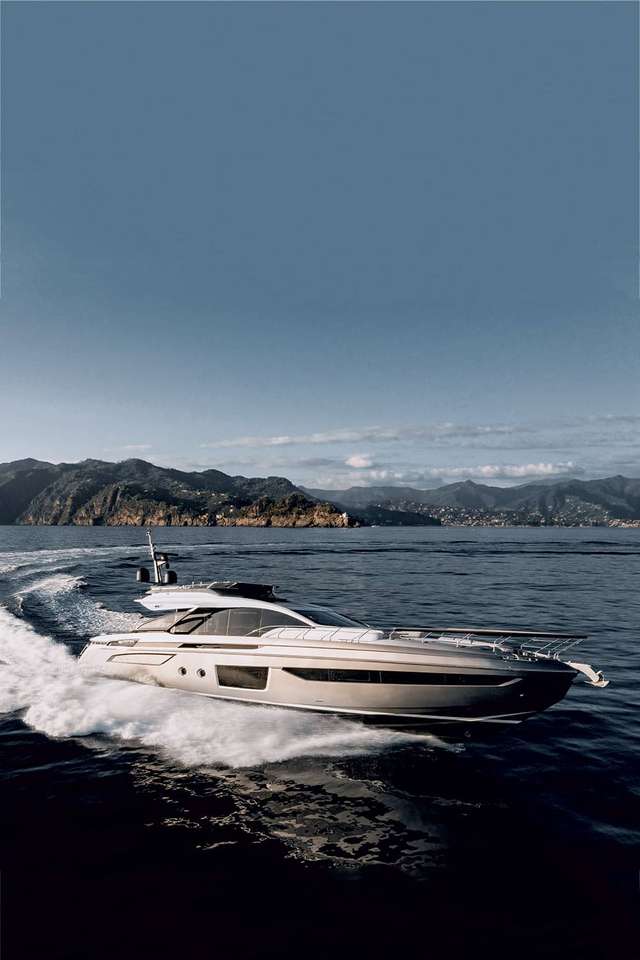 Azimut S8