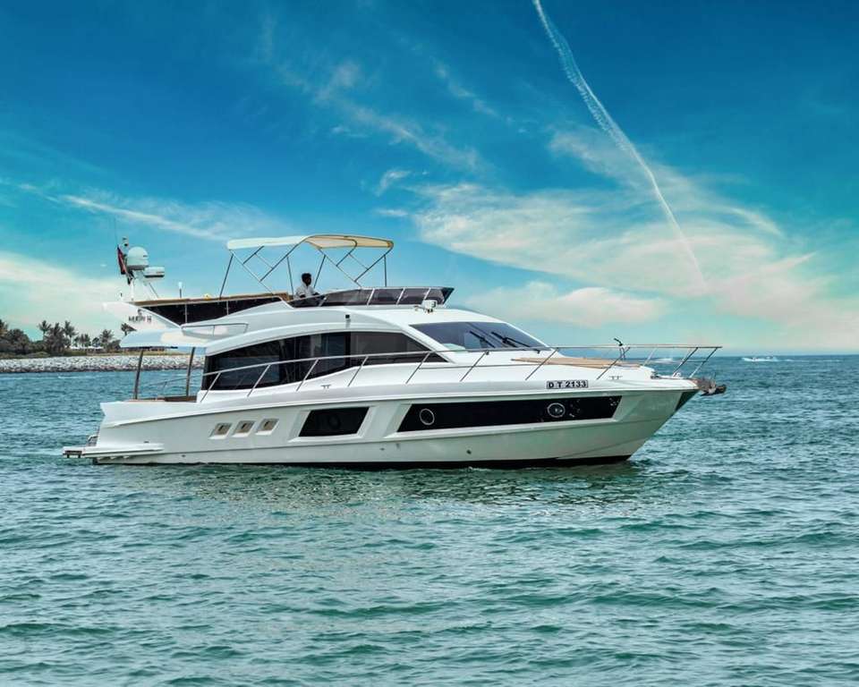 Majesty 48