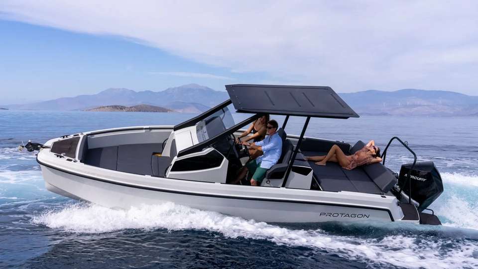 Protagon 25 Sundeck