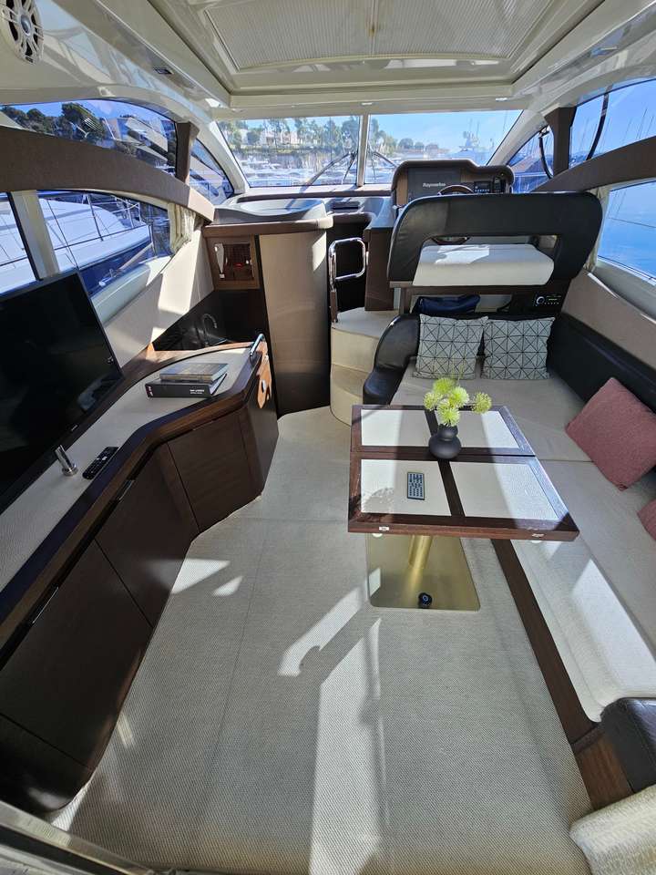 Azimut 40