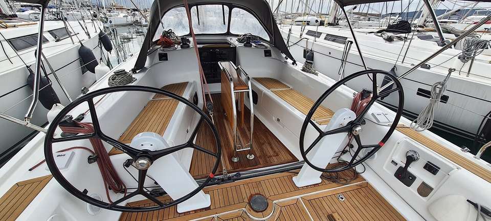 Dehler 38