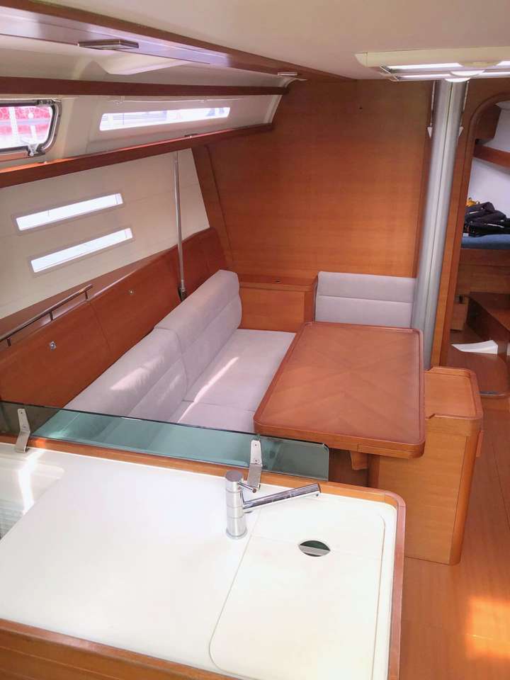 Dufour 40E