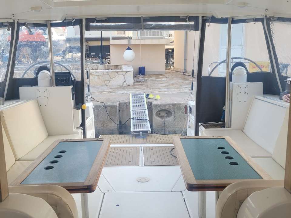 Dufour Atoll 50