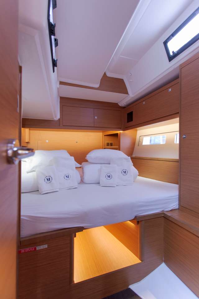 Dufour 530